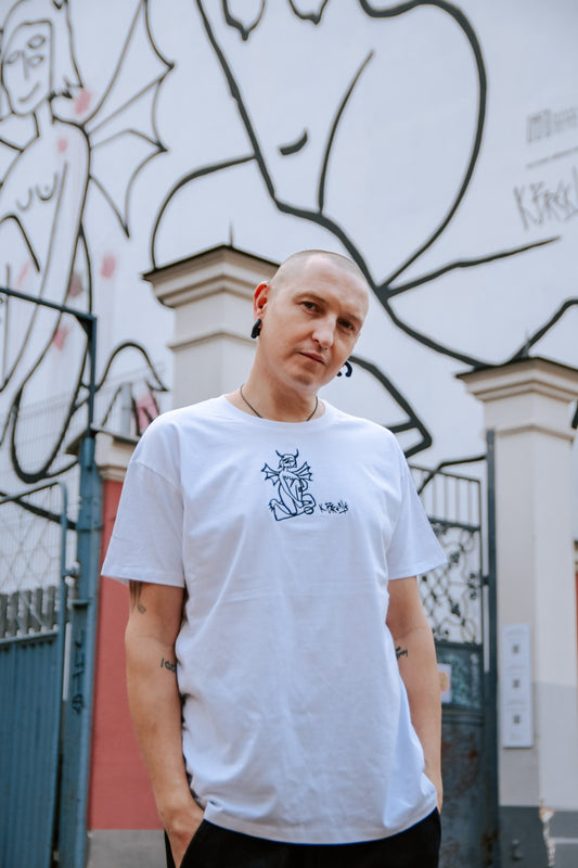 Kristians Brekte. T-Shirt, The Egyptian Goddess Hator