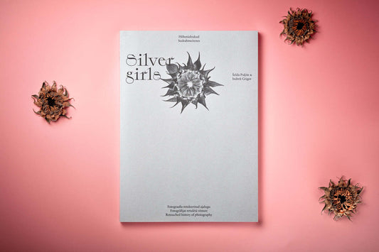 Silver Girls. Retouched history of Photography