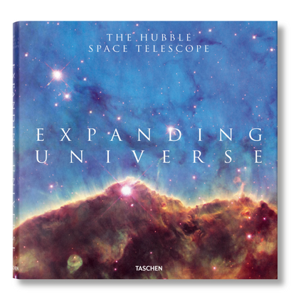 Expanding Universe. The Hubble Space Telescope